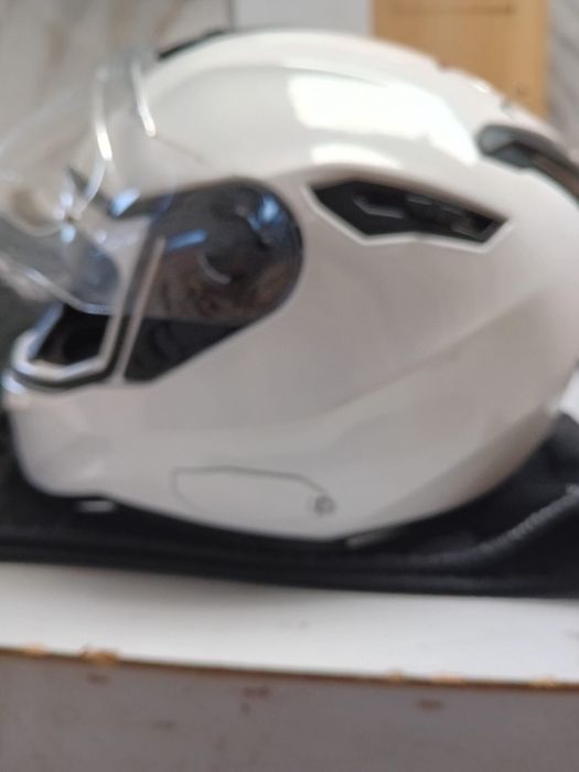 Vende se capacete