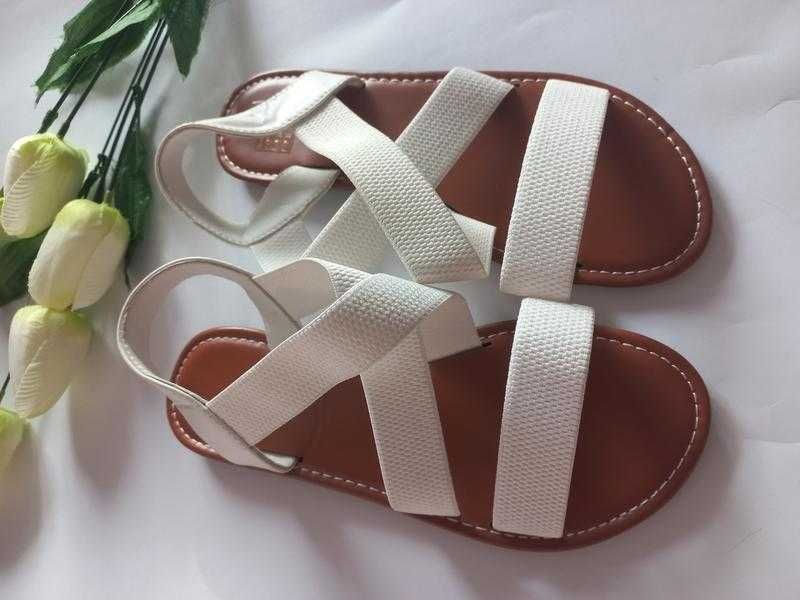 Білі босоніжки 37 розмір нові