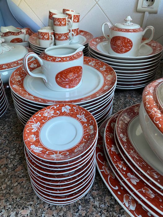 Serviço de jantar/café Coleção Manila Vista Alegre 1947