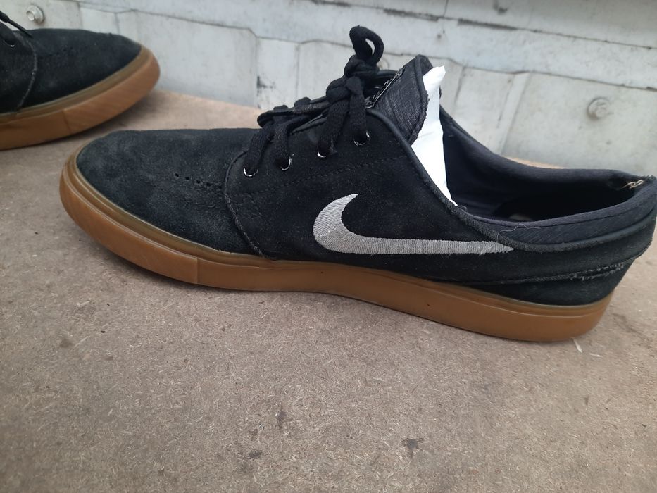 Кроссовки Stefan Janoski.
Zoom Stefan Janoski R
Zoom Stefan Jano