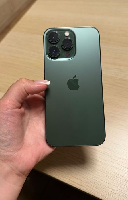 iPhone 13 Pro w idealnym stanie