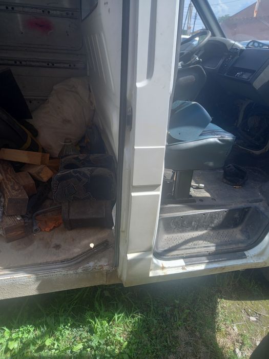 Бус на розборку або під ремонт