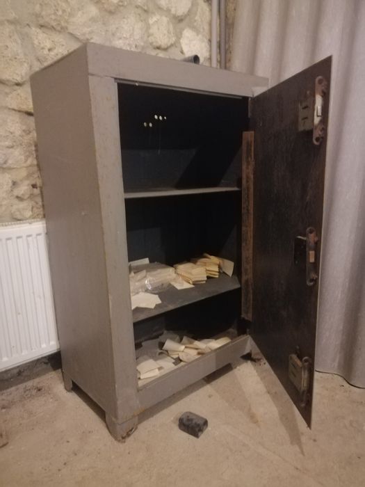 Шкаф електричний для мінізавода 150 на 70 на 40 з магнітними пускачами