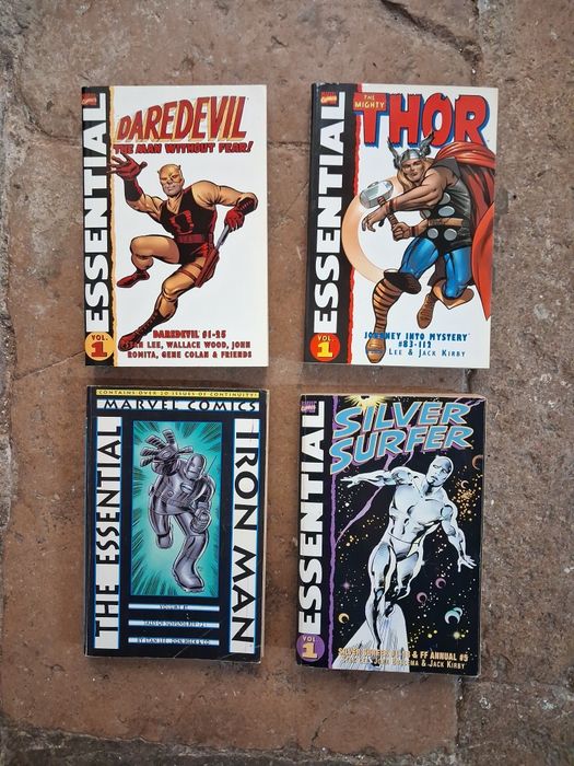Essential Marvel números #1 (vários)
