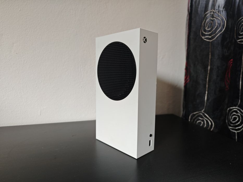 XBOX SERIES S (Para Peças ou Reparação)