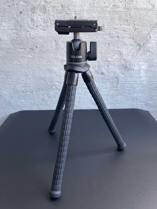 Telesin MT-11 Octopus Tripod – гнучкий штатив-тринога для смартфона, екшн-камери та фотоапарата