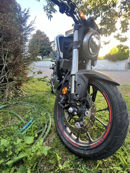 Moto Honda cb 125r