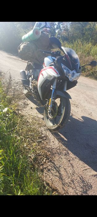 Продам мотоцикл Loncin LX 250 GS-2A