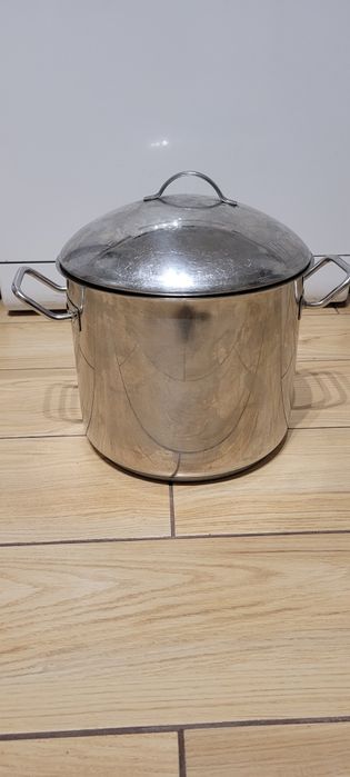 Garnek contacto induktion