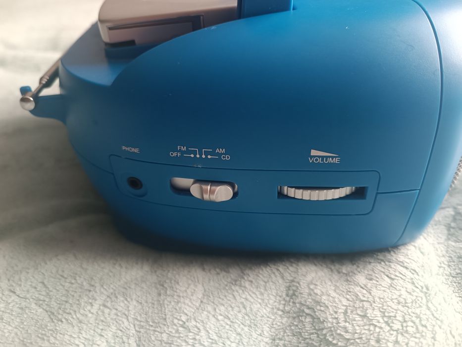 портативные аудиосистемы (бумбокс) .