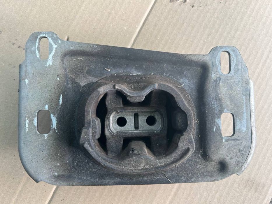 Подушка опора двигуна Citroen C4 II