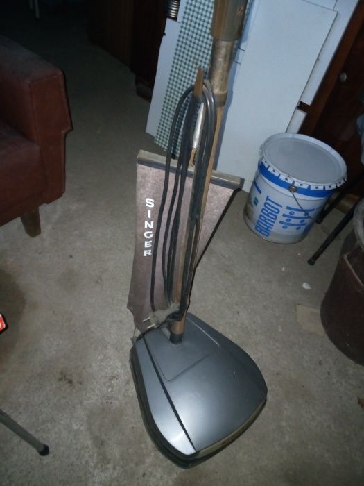Enceradora antiga Singer