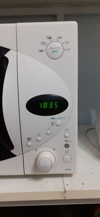 Дешево! СВЧ-печь (микроволновка) Samsung 1000 W