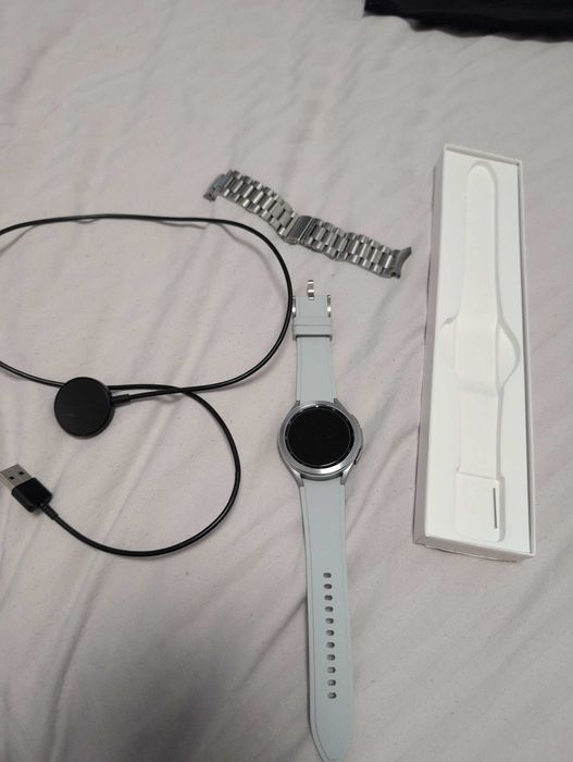 Samsung Galaxy Watch4 Classic Smartwatch