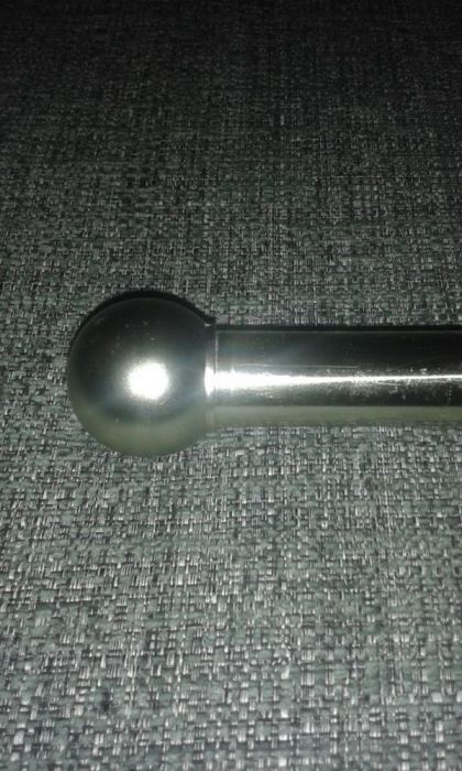 Varão de cortinado com 2metros + terminais bola do Leroy Merlin