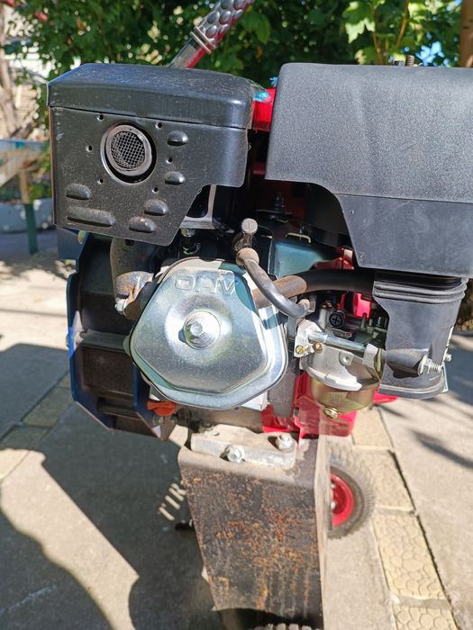 Бензиновый измельчитель веток TIREX