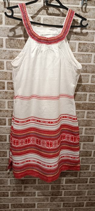 Лляна сукня машинна вишивка