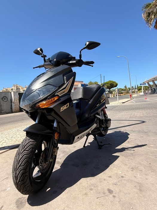 Scooter KEEWAY X-blade 50cc 2T