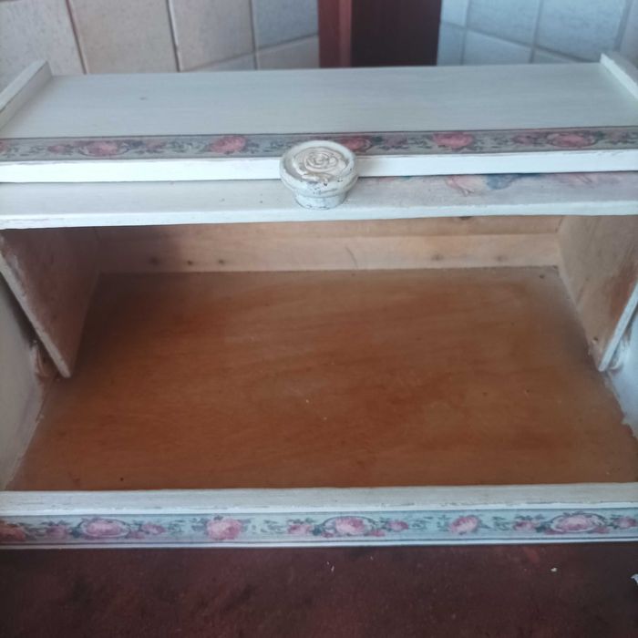 Chlebak drewniany