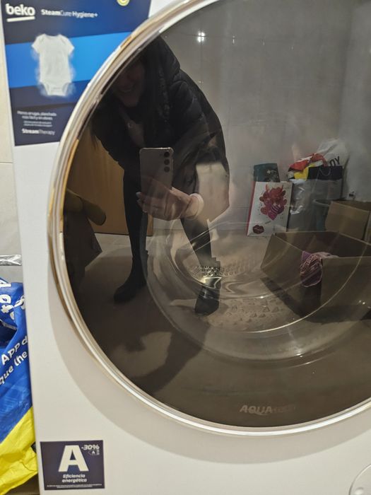 Máquina lavar beko 9 kg, c/apenas 3 meses, classificação energética  A