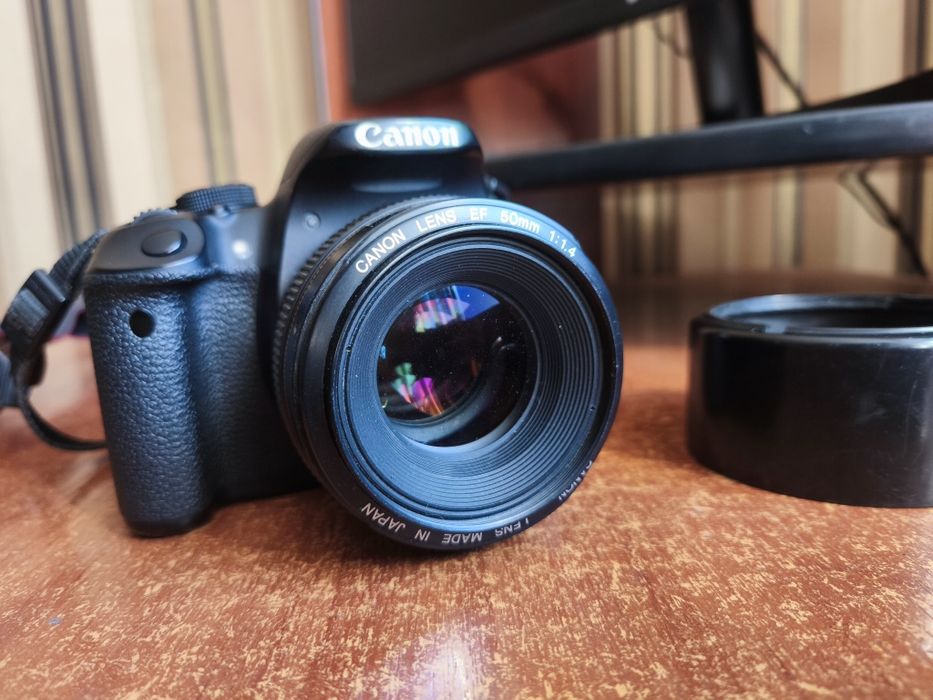 Фотоапарат Canon 750 d комплект