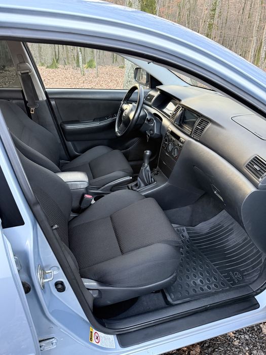 Продам Toyota Corolla