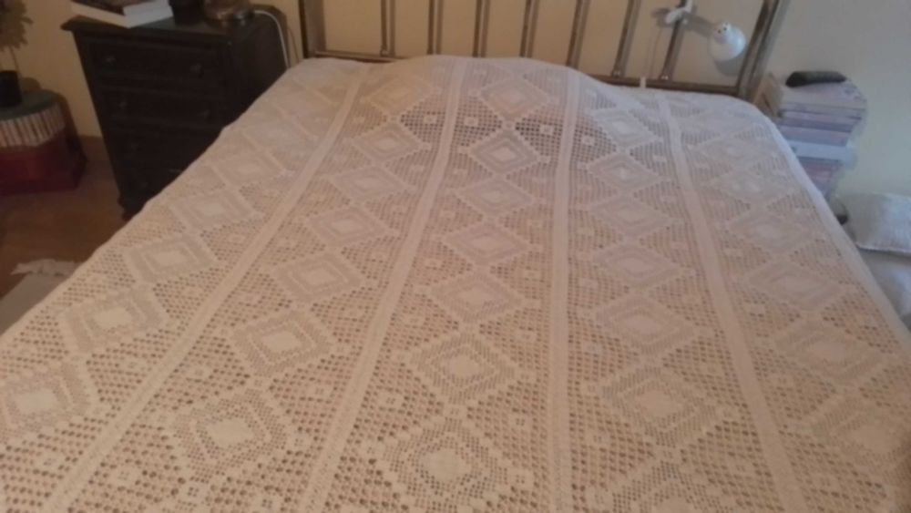 Colcha em crochet, feita á mão