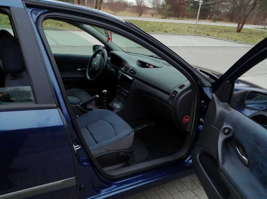 Renault Laguna 1,9 110 KM FULL Elektryka Klima ALUFELGI Mp3 HAK 6-Bieg