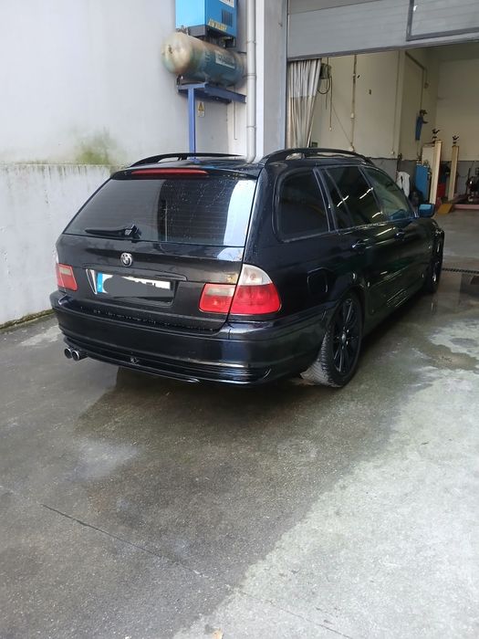 Bmw 320 d touring — fotografia 3