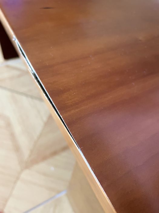 Mesa de centro castanho