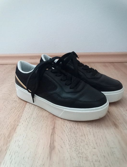 Sneakersy Tommy Hilfiger rozmiar 38