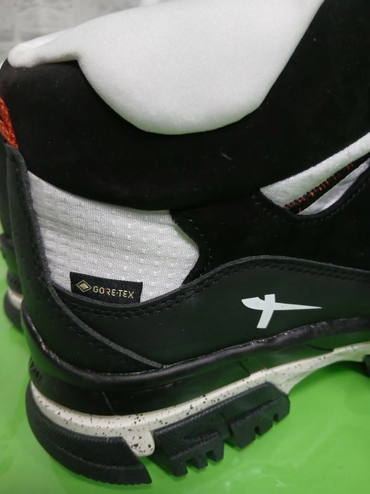 Кросівки жіночі зимові на хутрі Tamaris Gore-tex водонепроникні,  Ориг