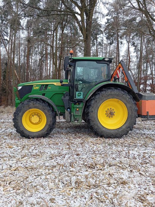 Ciągnik rolniczy John Deere 6R185