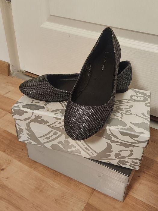 Eleganckie baleriny New Look srebrne 37 na imprezę
