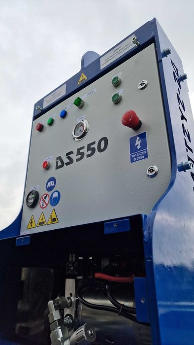 Chwytak próżniowy do płyt warstwowych z obrotem 180 stopni DS 550 ROTO