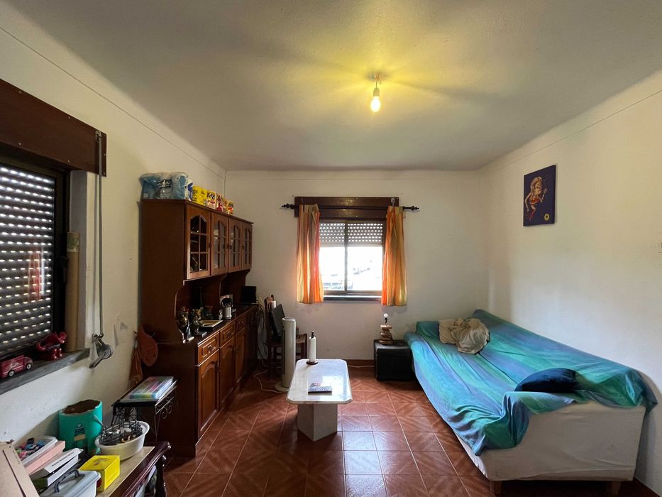 Moradia T3 com Garagem em Turquel