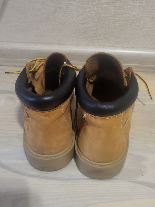 Ботинки фирмы  Timberland