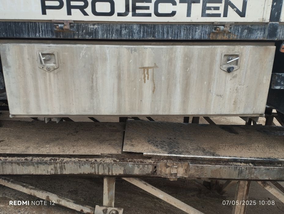 Caixa de ferramenta em inox