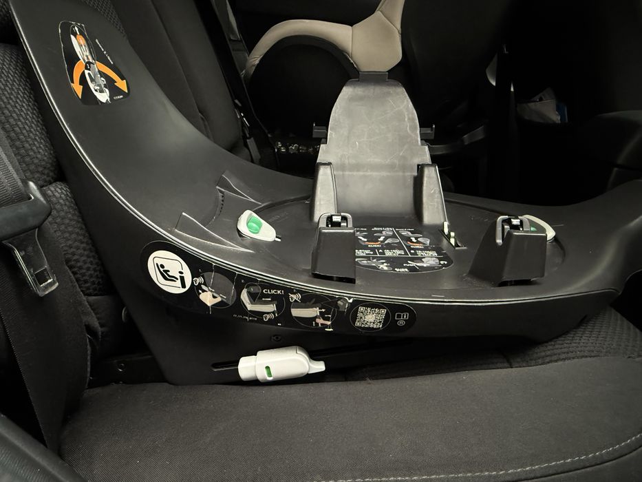 База для автокрісла Cybex Cloud T, Cybex Sirona Z, Cybex Cloud Z