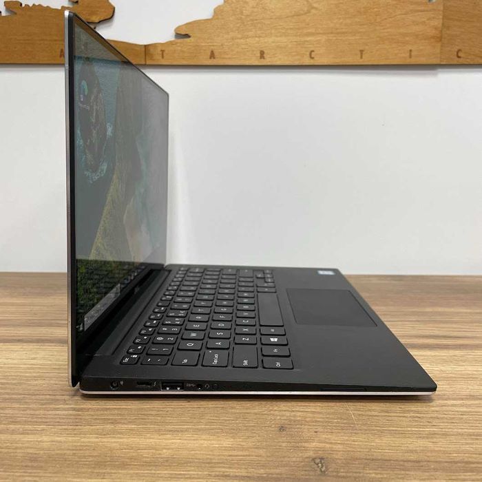 Dell XPS 13 9350 RAM 8 GB SSD 256 GB Klasa A-