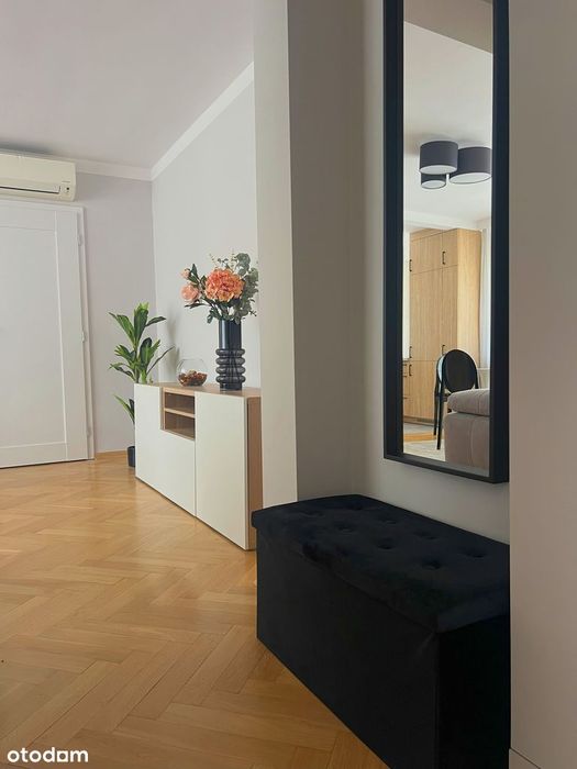 3 pokoje w centrum Warszawy – Emilii Plater 47