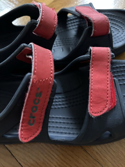 Crocs sandały J1