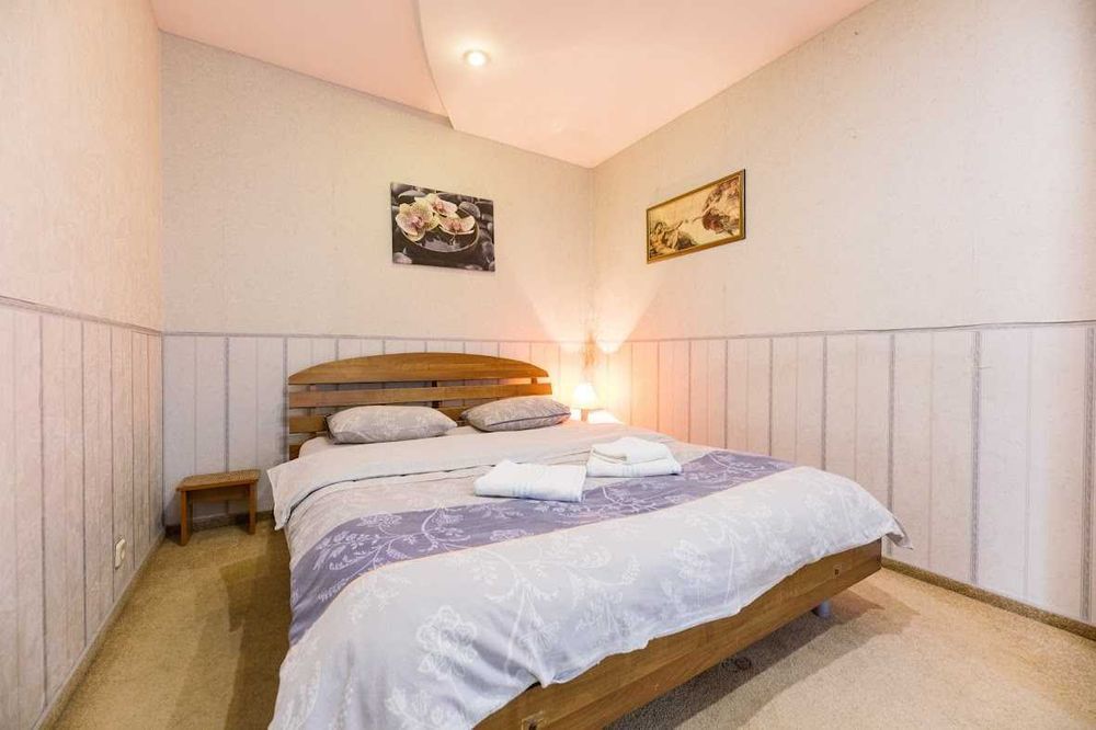 2к Центр Госпітальна Бессарабка Гулівер Арена Парус  квартира подобово