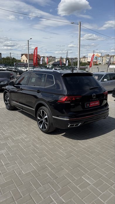 Volkswagen Tiguan SEL R-line Premium Plus 4motion Фольксваген Тігуан 2022 р 2,0 бенз 8АКПП