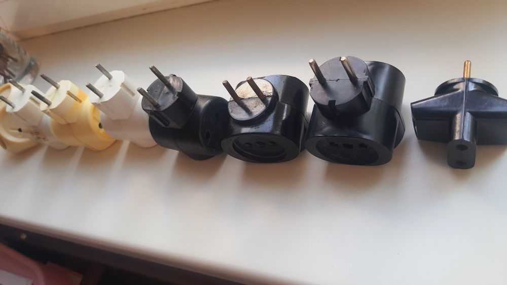 Трійник, перехідник для розетки