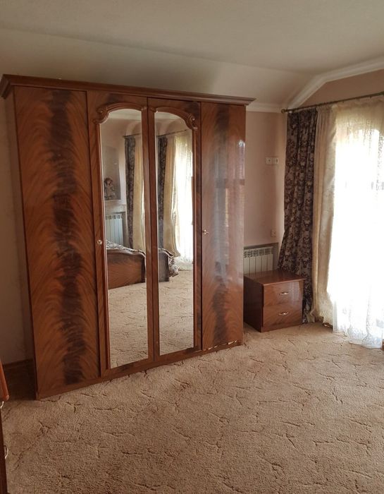 Здається чудовий 4 кімнатний Будинок на Старому Місті.