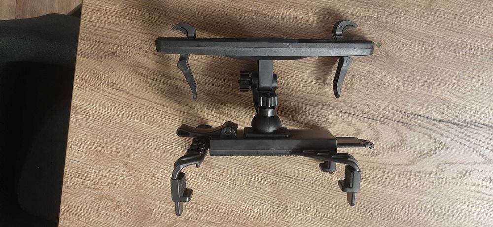 Uchwyt tabletu/smartfona na zagłówek fotela w samochodzie