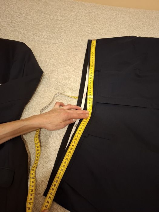 Sprzedam Nowy garnitur xxxxl .