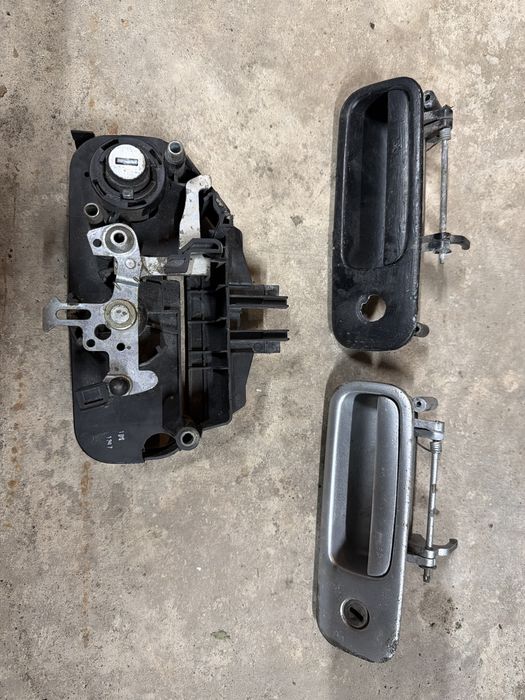 Ручка ляди Volkswagen T5