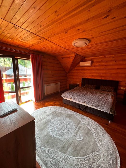 101/1 Дом со сруба с бассейном и баней